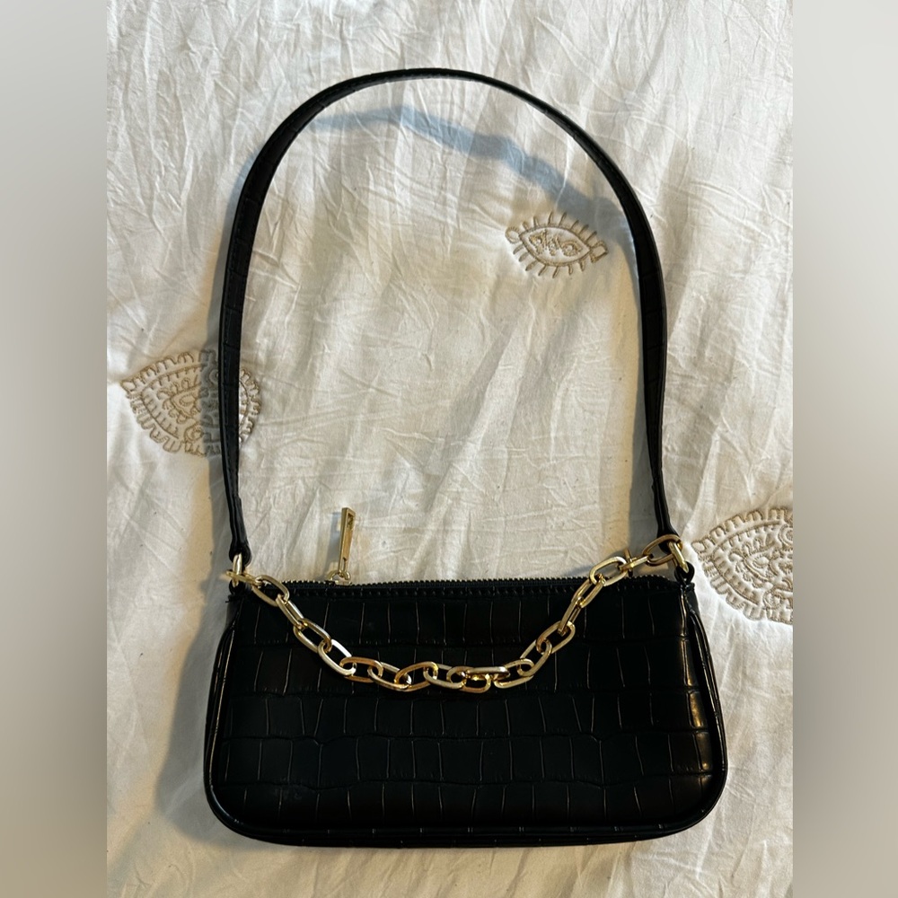 Pull&Bear Black Croc-Embossed Shoulder Bag with Gold Chain
